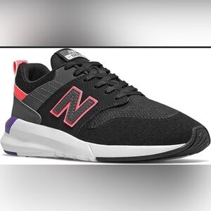 🔥New Balance Women’s Black Sneaker with Pink and Purple Accents